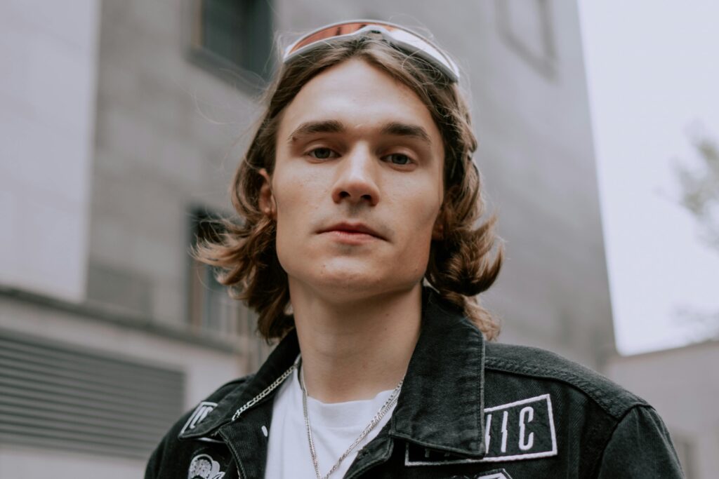 Giacche Versatili – Le giacche che ogni uomo dovrebbe avere nel suo guardaroba